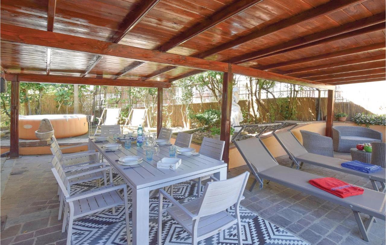 Maison Des Fleurs Massarosa Εξωτερικό φωτογραφία